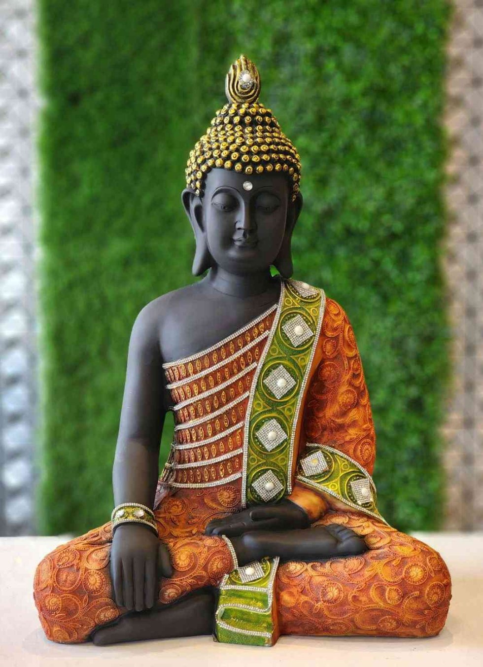 Polyresin Buddha ji Statue with stones decor