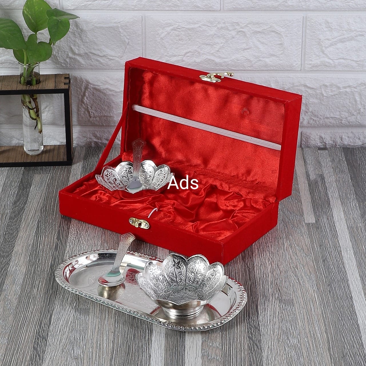 Aluminium Bowls,spoon and tray with velvet box idekors