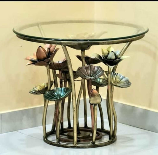 Metal Lotus Table idekors