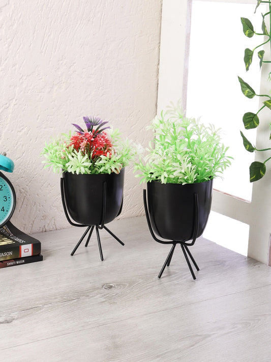 Metal Planter with stand set of 2 idekors