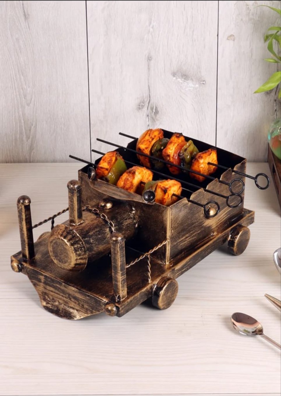 Train Barbeque with Skewers idekors